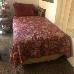 Twin Bed like new