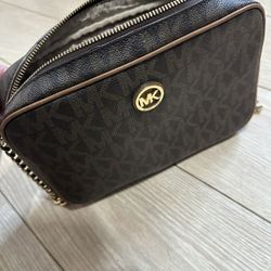 Michale Kors Purse