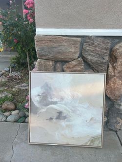 Neutral photo with frame