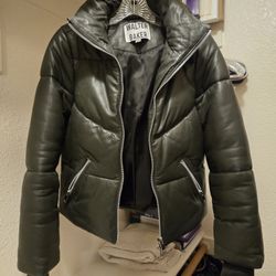 Walter Baker Women's Puff Jacket