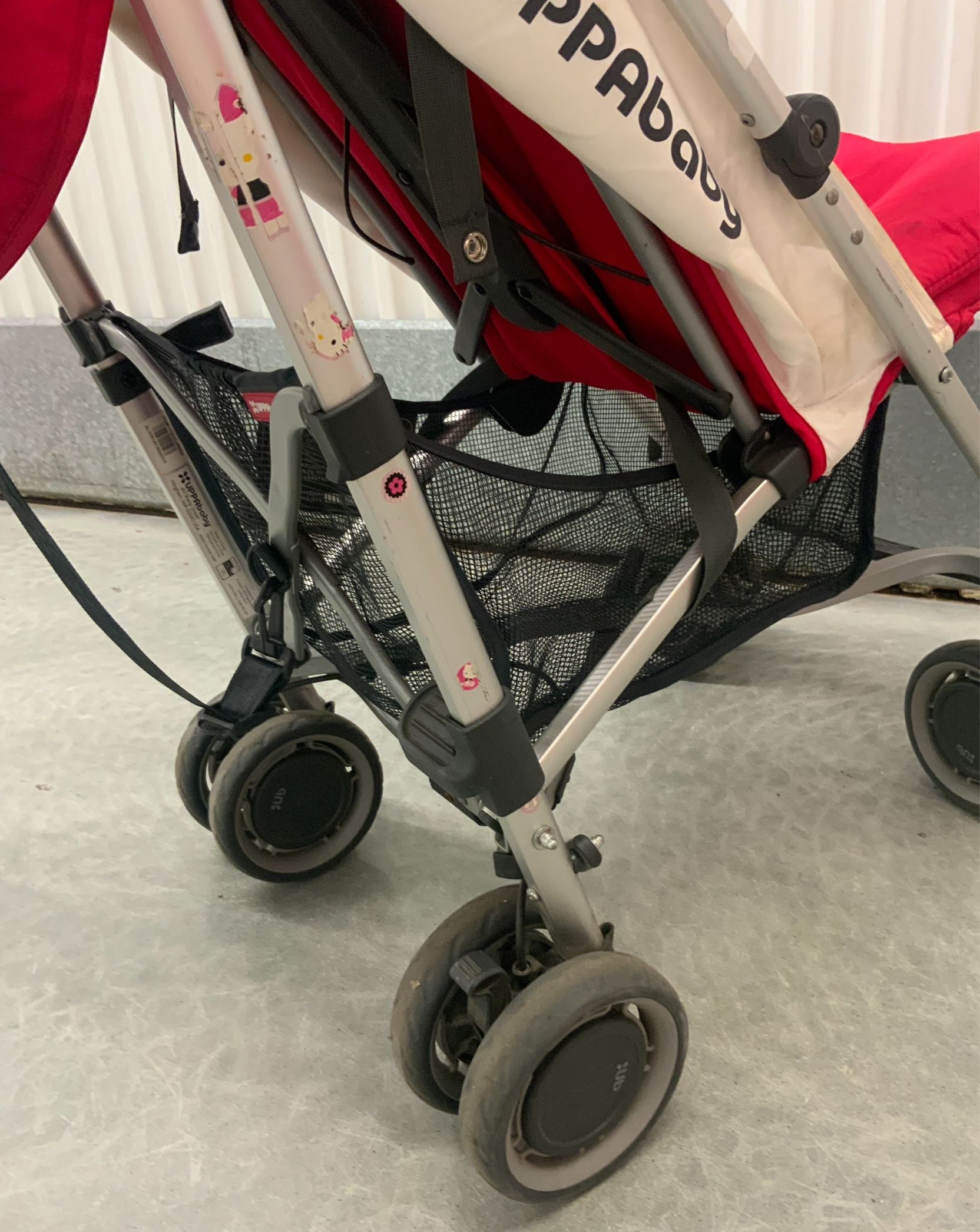 🧨 👶 1 UPPAbaby 🤱👨‍🍼 G-Luxe Umbrella Stroller/Lightweight Design for Easy Travel/One-Step Fold / Recline/XL Basket + Canopy... Value $200