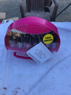 Salon nail station