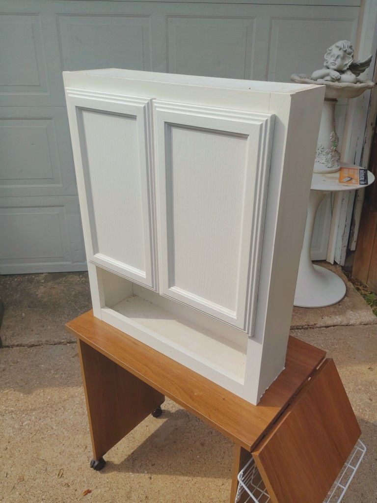 White Wall Cabinet 