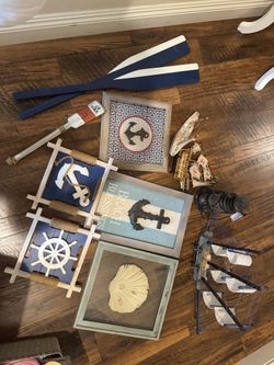 Nautical room decor