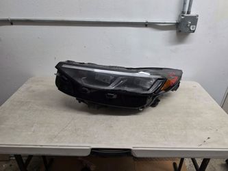 Left headlight escape 2023 2024 2025 2026 ford