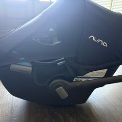 Car Seat and Base—pipa rx + pipa relx base