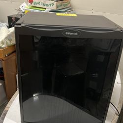 Hotel Style Mini Fridge 