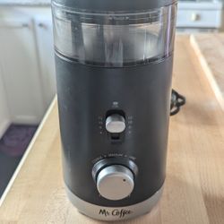 https://offerup.com/redirect/?o=TXIuQ29mZmVl Coffee Grinder