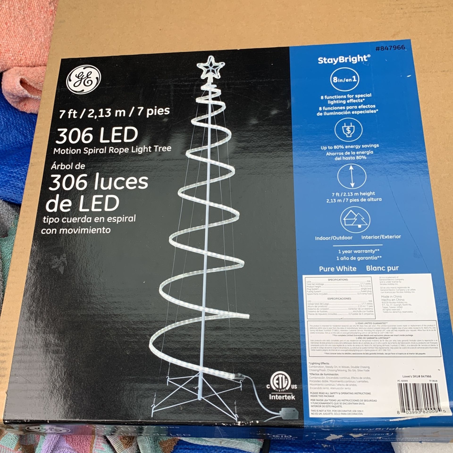 Seven Foot Motion Spiral Rope Lighted Tree 306LED new in box
