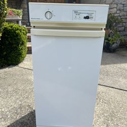 Kitchen Trash Compactor