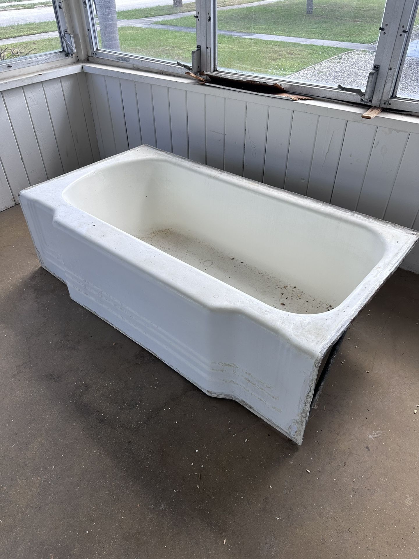 Cast Iron Tub