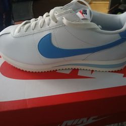 Nike cortez