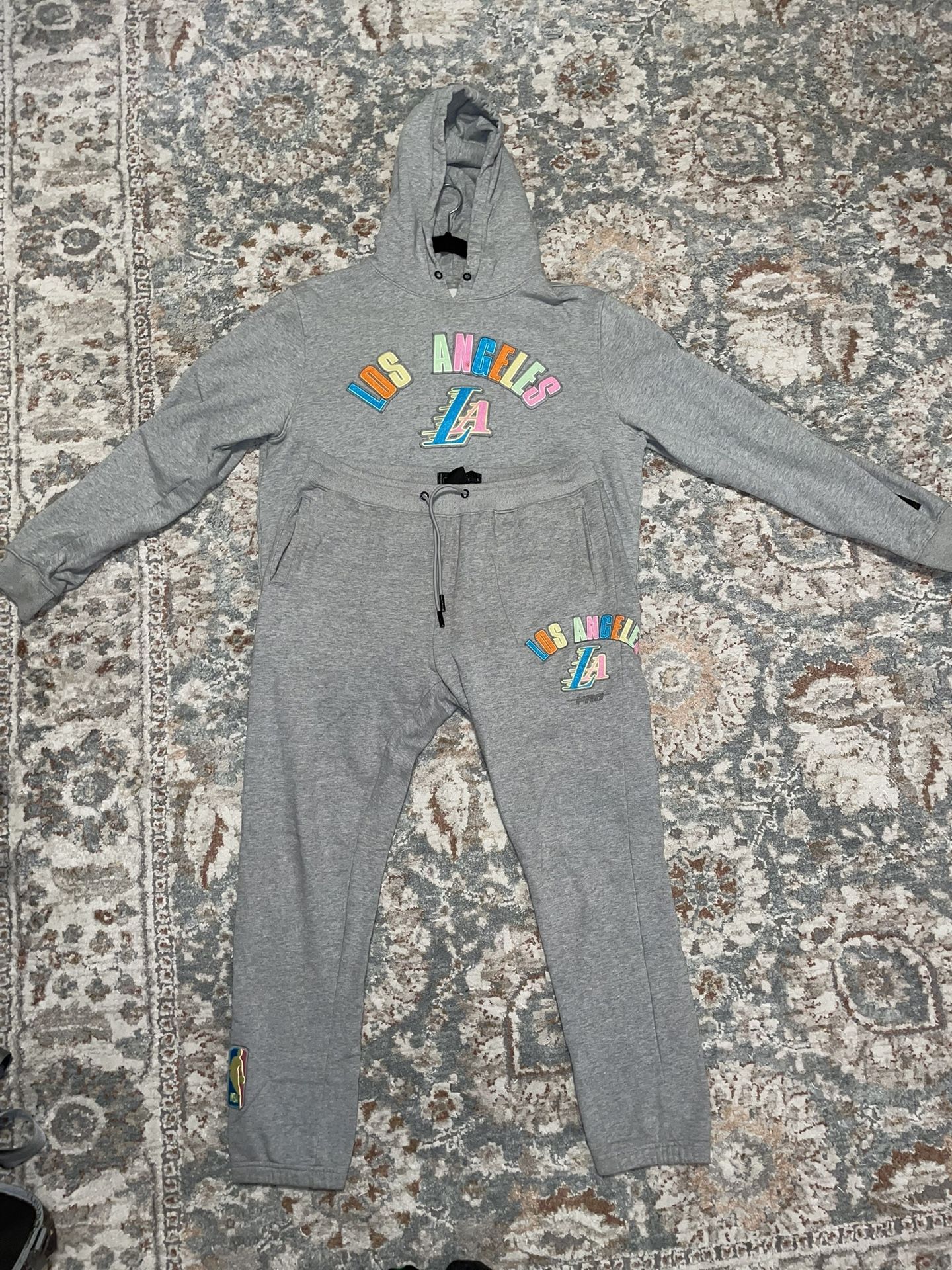 🔥 Nike Pro LA Lakers Grey Tracksuit Set 🔥