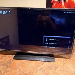 Samsung 44” tv