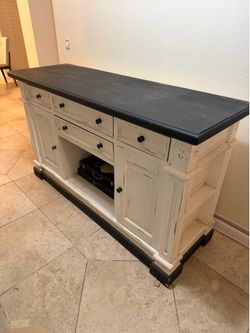 Farmhouse Buffet