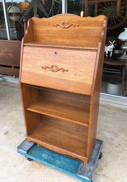 Oak desk/secretary