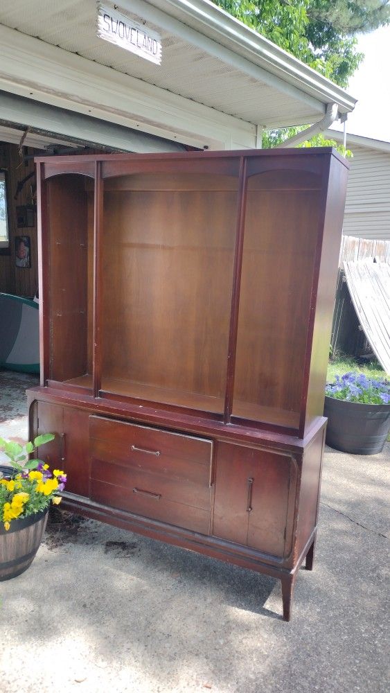 Solid Walnut Hutch
