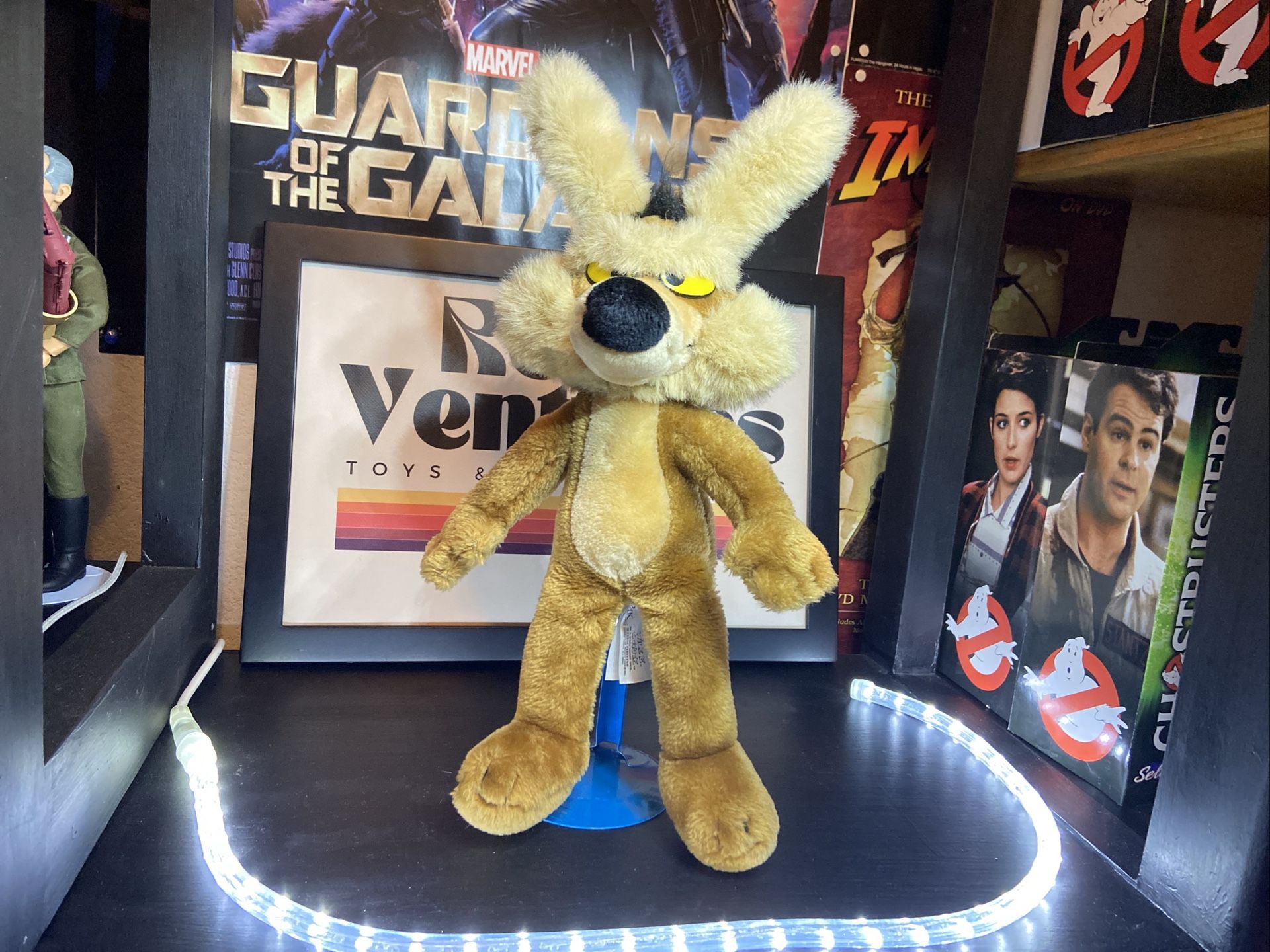 Wile E. Coyote Stuffed Soft 18” Plush Warner Bros 1993 24K Clean Excellent