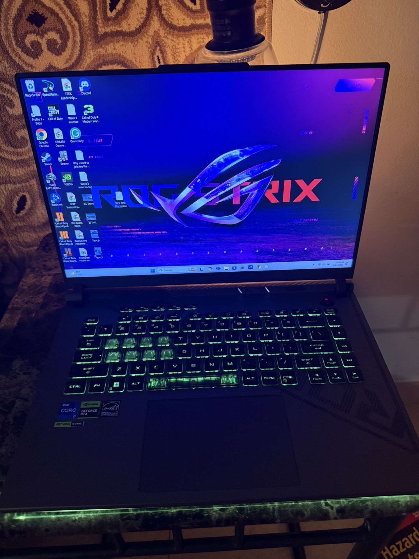 Asus ROG strix