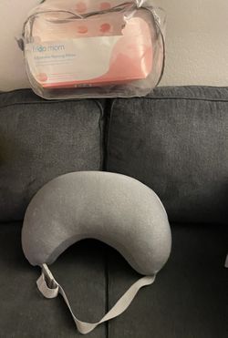 Frida nursing pillow