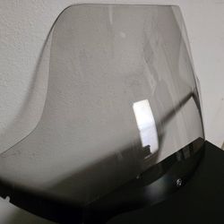 Road Glide Wind Splitter Windshield -  White Smoke