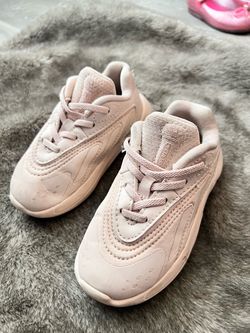 Adidas tolder size 7K
