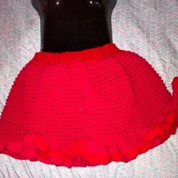 Crochet ruffled skirt 