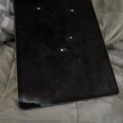 SELLING GRAY iPAD PRO 12.9 INCH