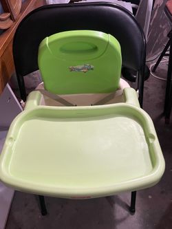 Kids booster chair
