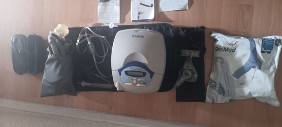 ResMed S7 Bundle - Unit & Carrying Case, Humidifier & Power Cord, Condition: Pre-owned / Gently Used
