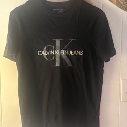 Calvin Klein T Shirt
