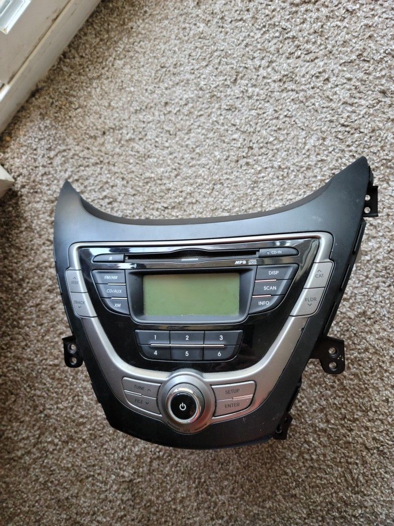 Hyundai Elantra OEM Head Unit