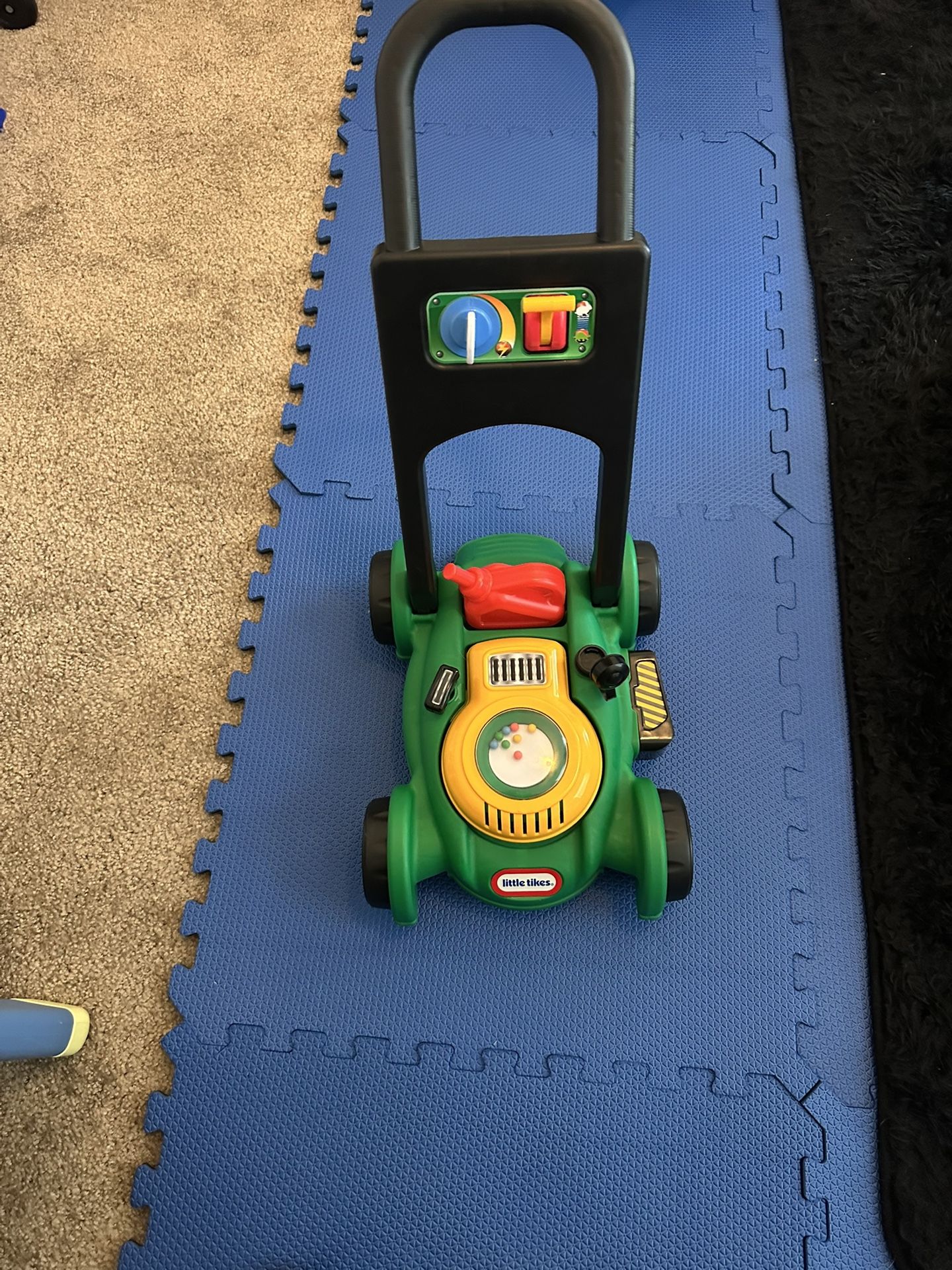 Little tikes Lawnmower