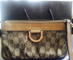 Gucci Wristlet