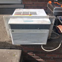 Window Air Conditioner
