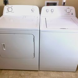 Full Size Washer Dryer set from Amana