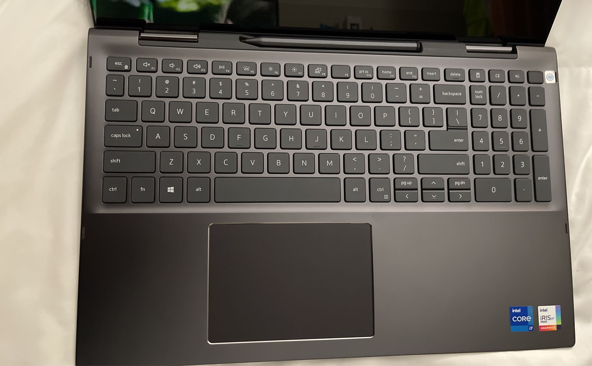 Dell - Inspiron 7000 2-in-1 15.6" UHD Touch-Screen Laptop - Intel Core i7 - 16GB Memory - 1TB SSD+32GB Optane - Black