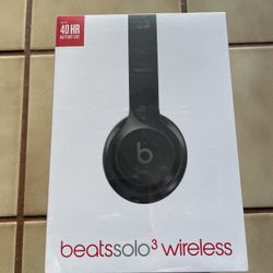 Beats by Dr. Dre Solo3 Wireless Headphones - Gloss Black-Brand New and Sealed.