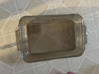 2 Glass Baking Pans