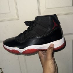 Jordan 11 Bred Size 9.5 Og All