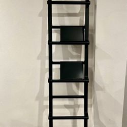 Hem Ladder Shelf