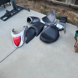 Suzuki M109r Parts 2006 - 2009 Seats And Misc. Parts