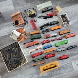 Vintage Train Lot Tyco