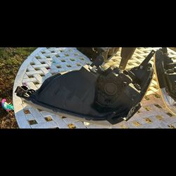 2008 Honda Odyssey Headlights