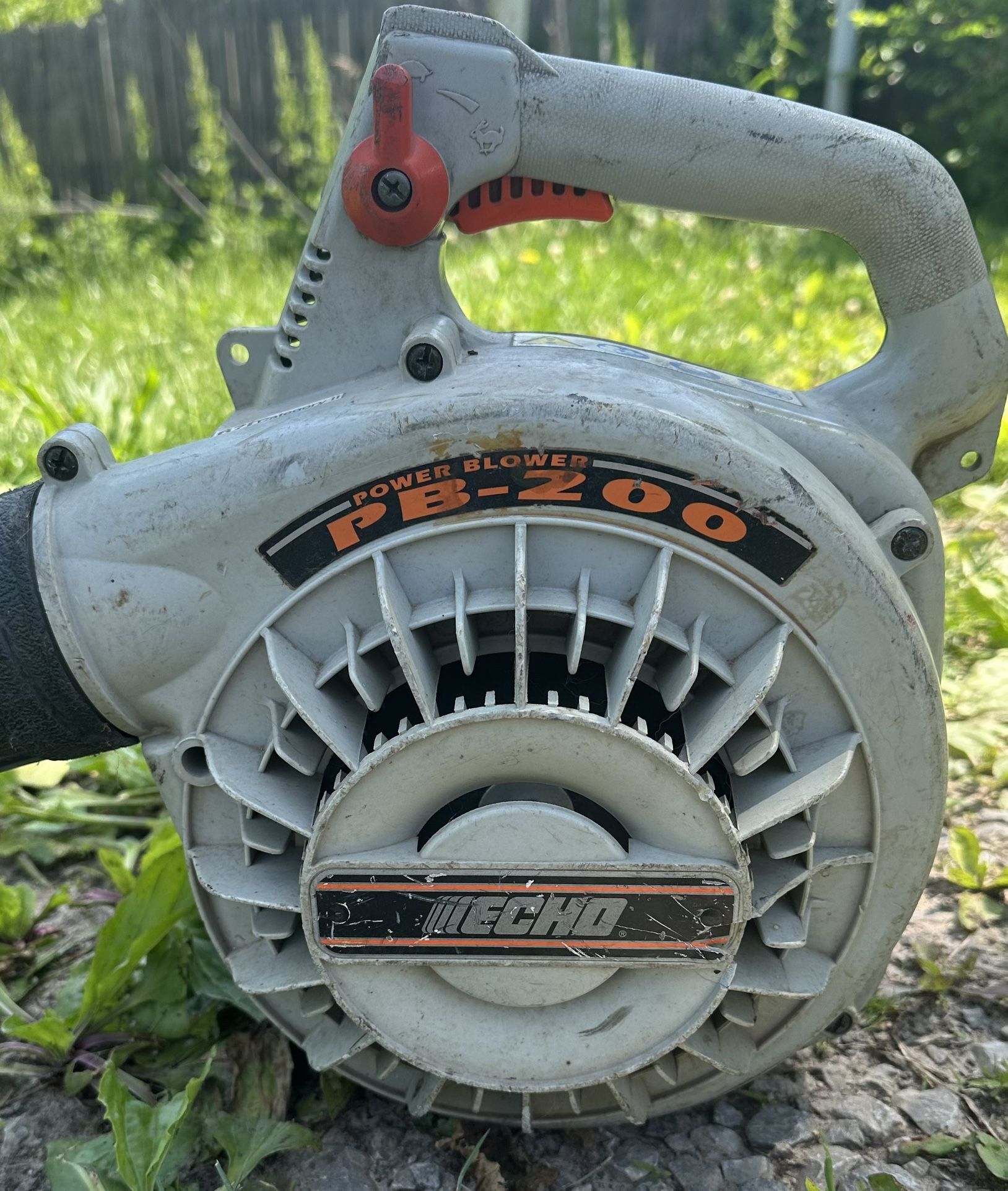 Echo Power Blower PB 200