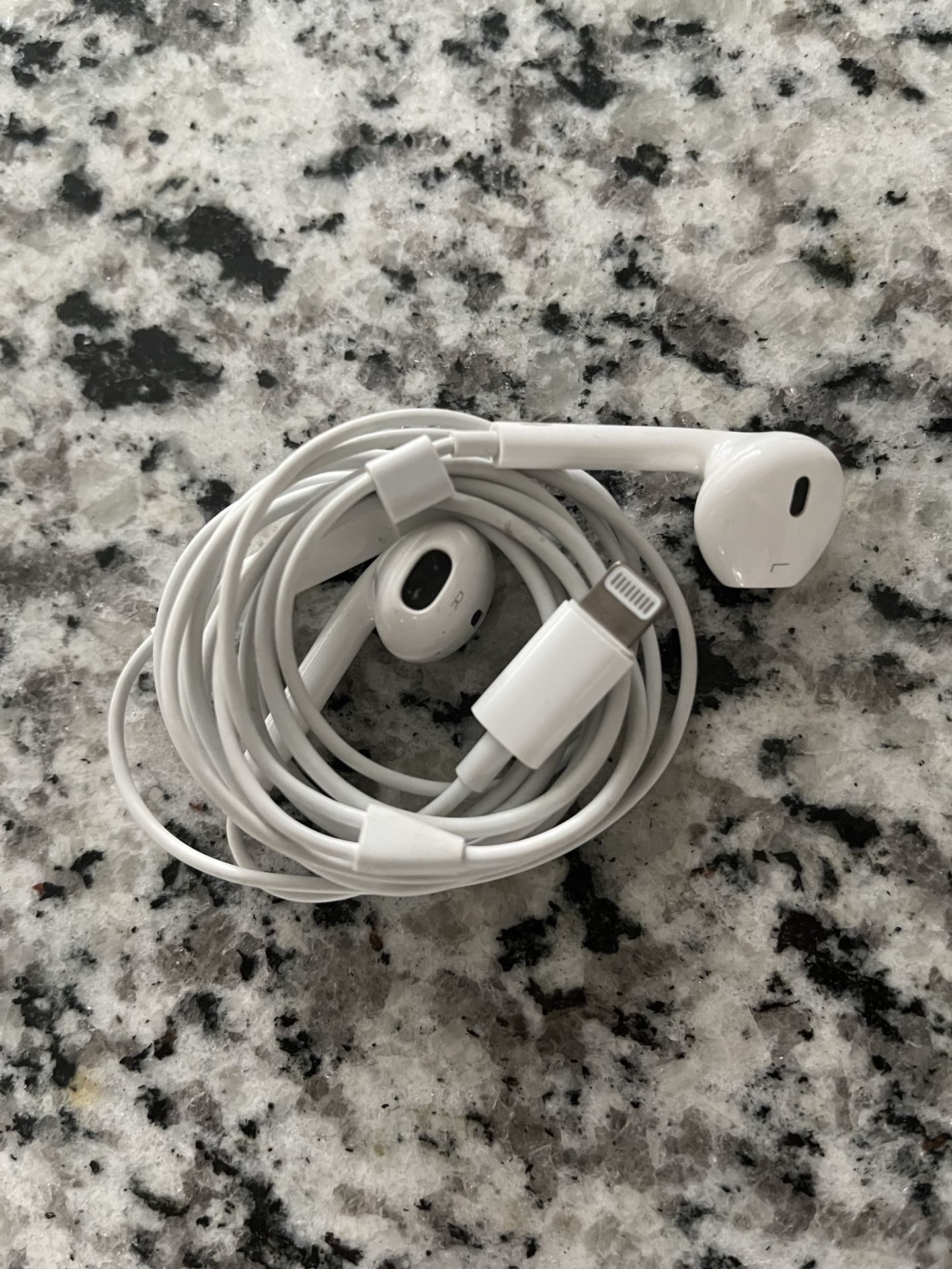 iPhone Earbuds Earphones