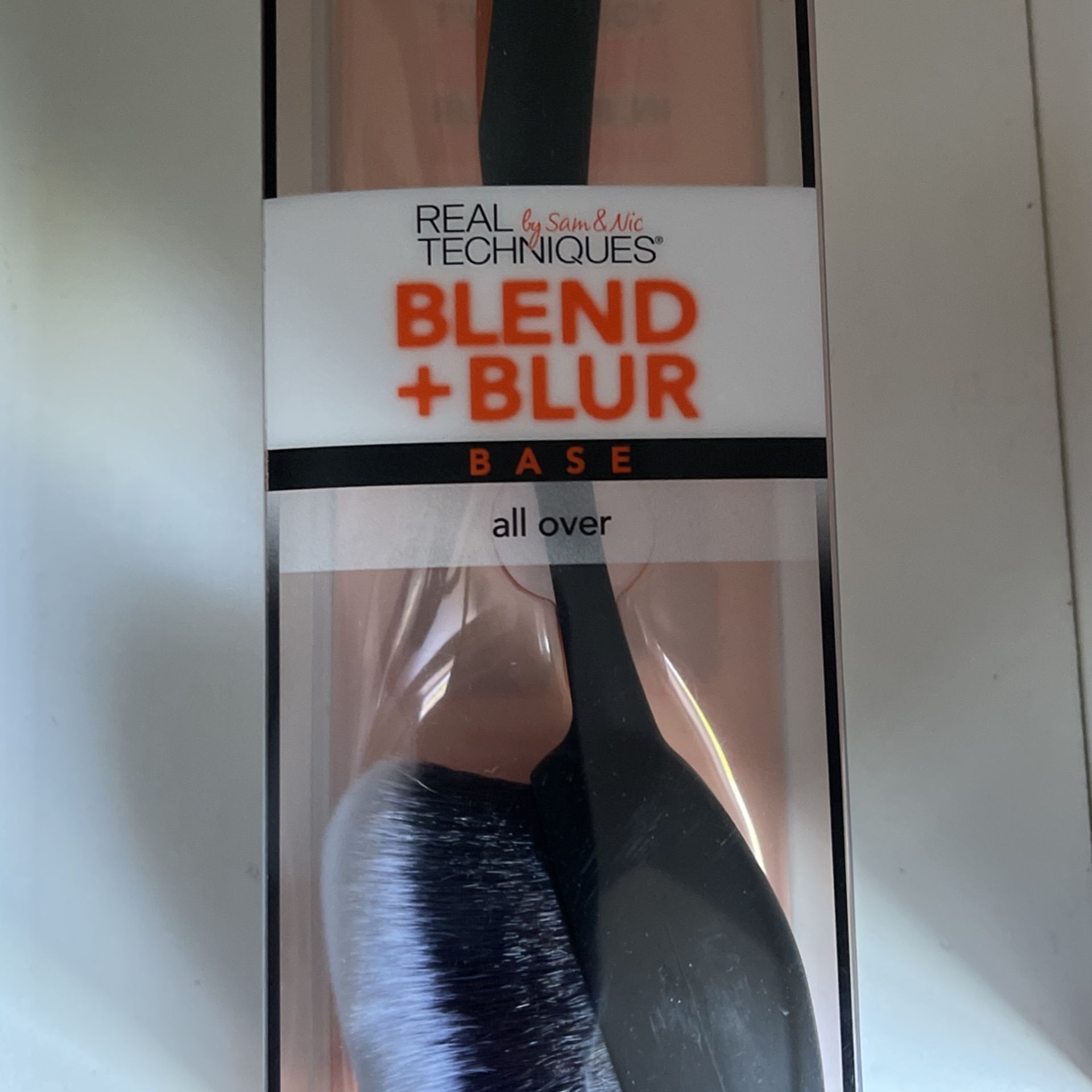 Real Techniques Blend And Blur Brush