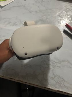 Oculus Quest 2 VR Headset