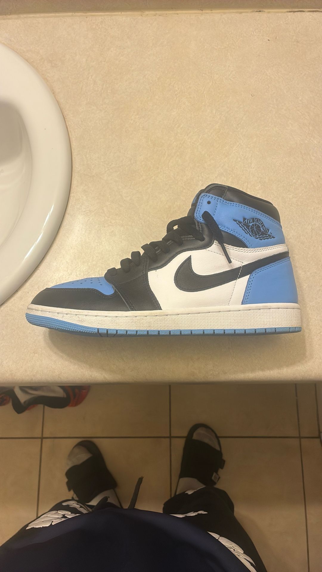 Air Jordan 1 High 'UNC Toe'