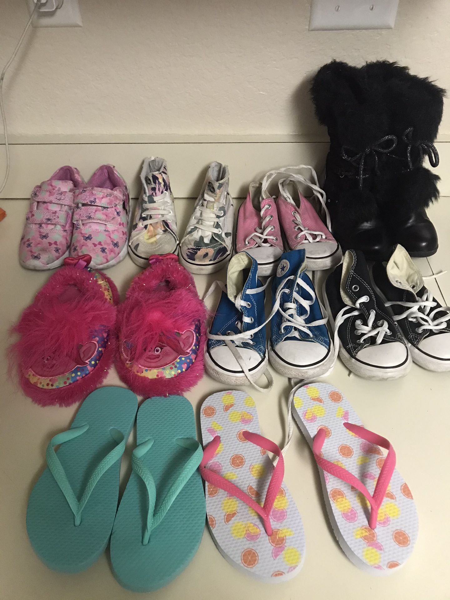 Girls shoes sizes 9 - 11 some are brand new